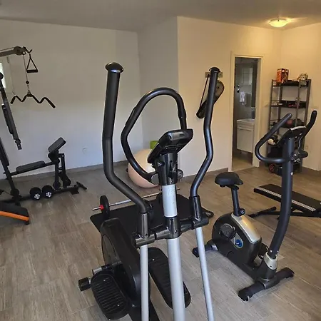 Family Friendly House With A Swimming Pool Plano, - 23937 Трогір