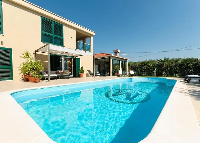 Family Friendly House With A Swimming Pool Plano, - 23937 Prázdninový dům Trogir